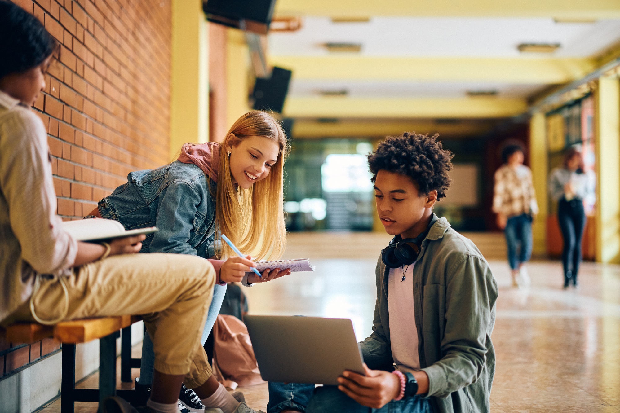 Academic failure can be devastating for teens. Failing a test, class, or even an entire grade level can shake their confidence, identity, and future prospects. -1